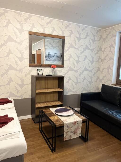 Stylish With Shared Rooftop Terrace/jacuzzi *