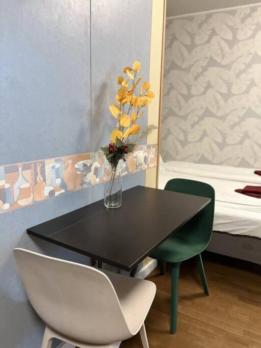 Stylish With Shared Rooftop Terrace/jacuzzi * Budapest