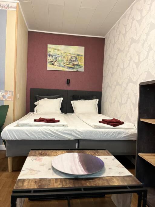 Stylish With Shared Rooftop Terrace/jacuzzi Apartment Budapest
