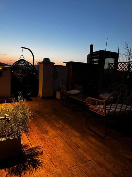 Stylish With Shared Rooftop Terrace/jacuzzi