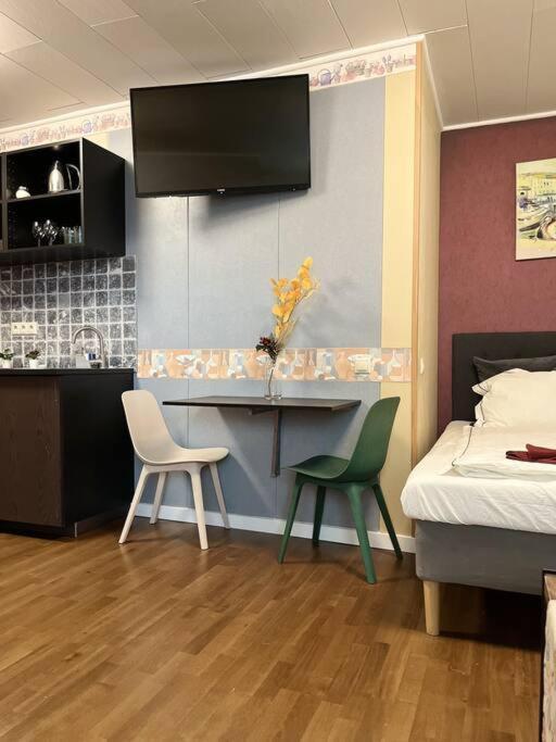 Stylish With Shared Rooftop Terrace/jacuzzi Apartment *